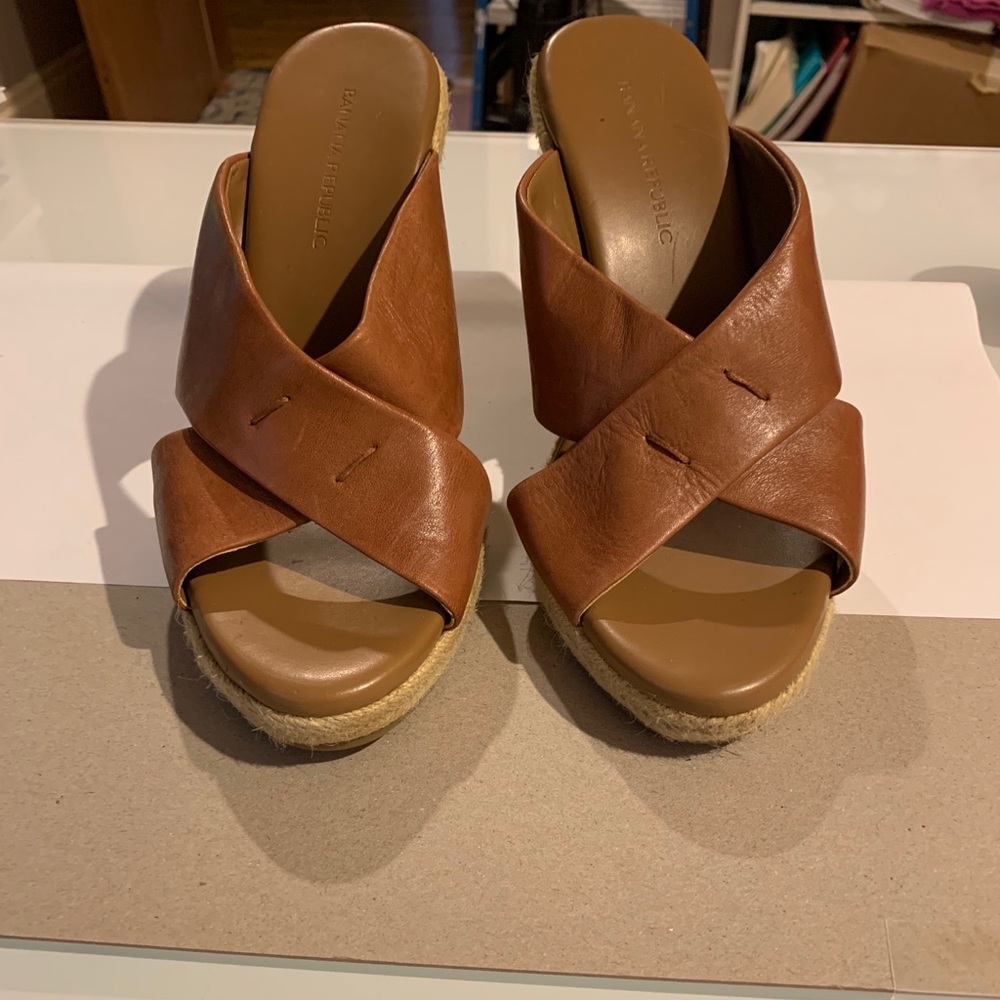 Banana republic wedges